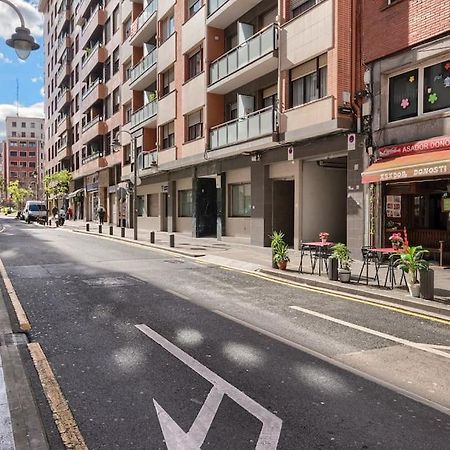 San Mames Football & Parking Bilbao Exterior photo